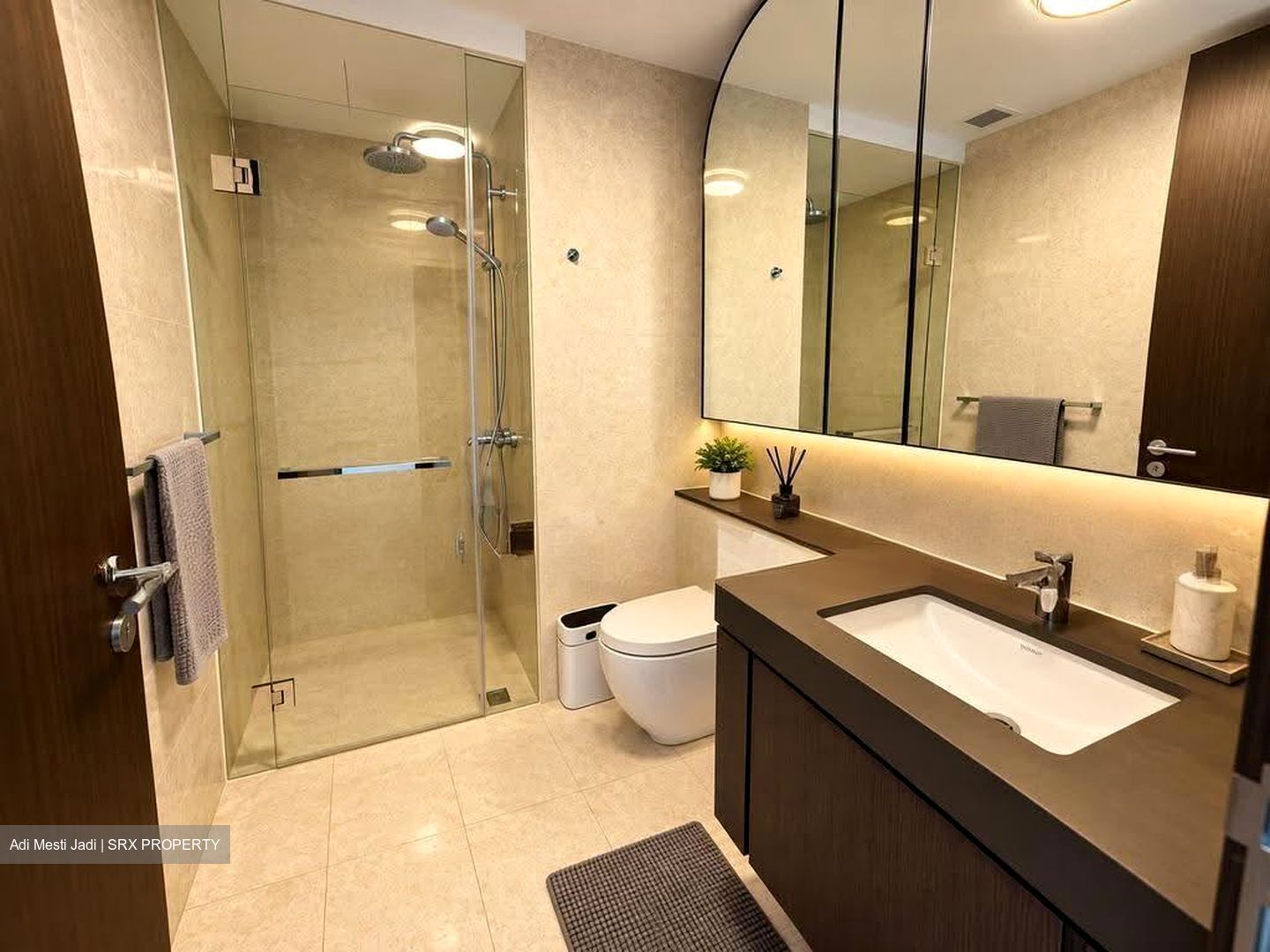 Avenue South Residence (D3), Apartment #612917561